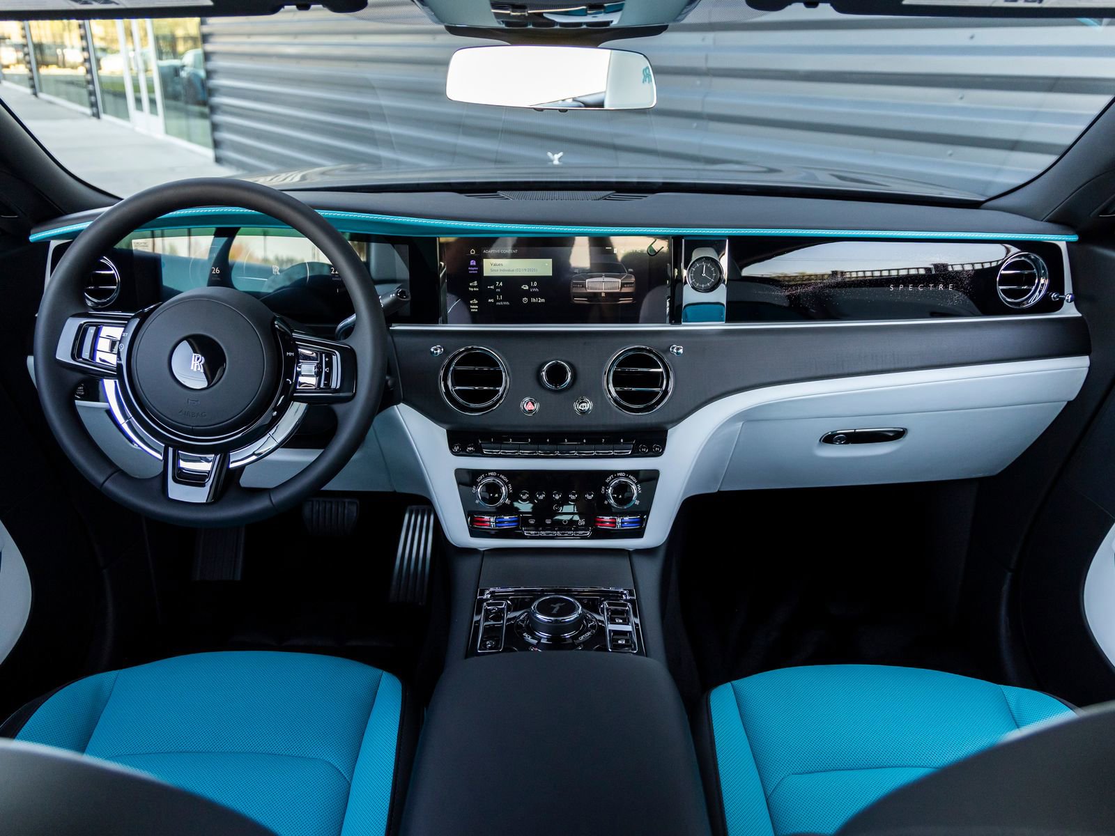 Certified 2025 Rolls-Royce Spectre image 4