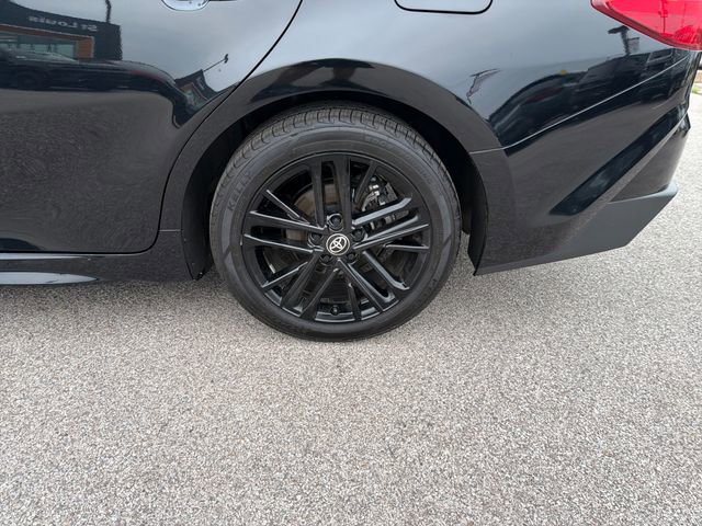 Used 2025 Toyota Camry SE FWD image 39