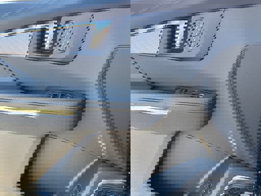 New 2026 Buick Enclave Sport Touring w/ Power Package image 18