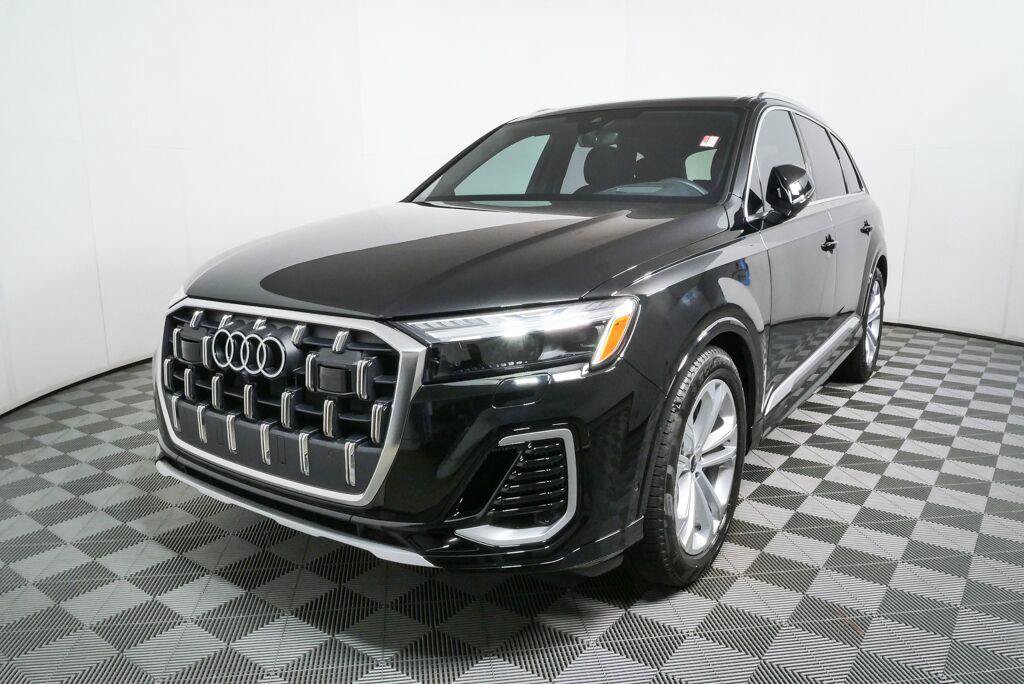 Used 2025 Audi Q7 3.0T Prestige AWD/4WD image 31