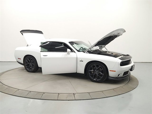 Used 2023 Dodge Challenger R/T w/ Blacktop Package image 16