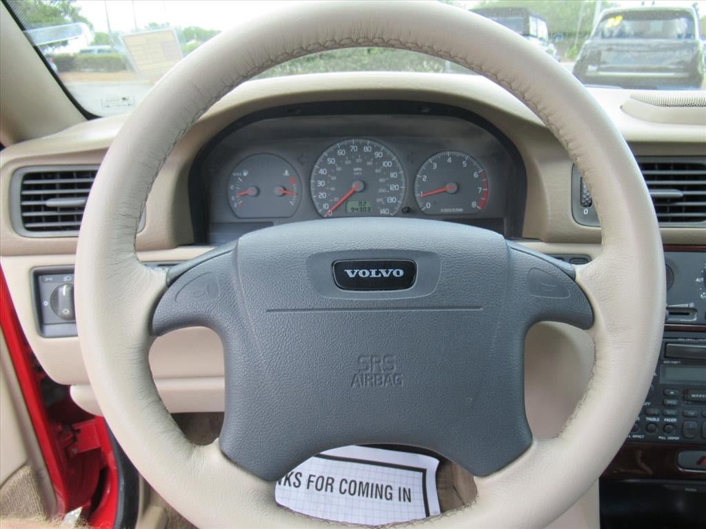 Used 2004 Volvo C70 HT FWD image 21