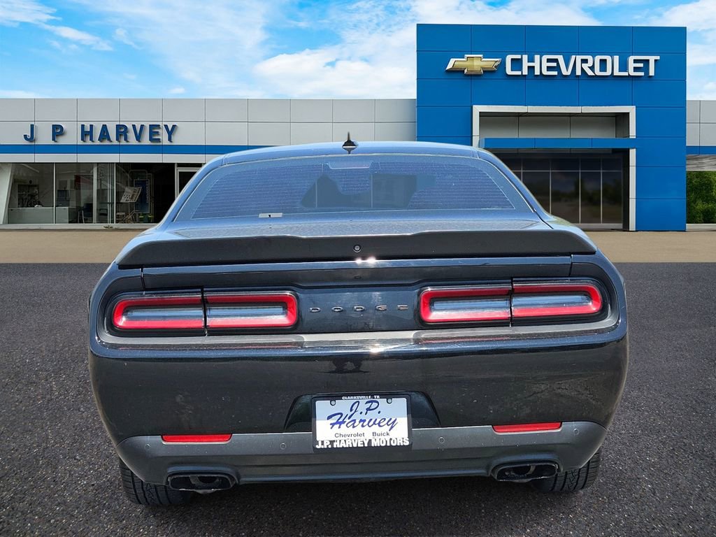 Used 2020 Dodge Challenger SXT w/ Plus Package RWD image 5