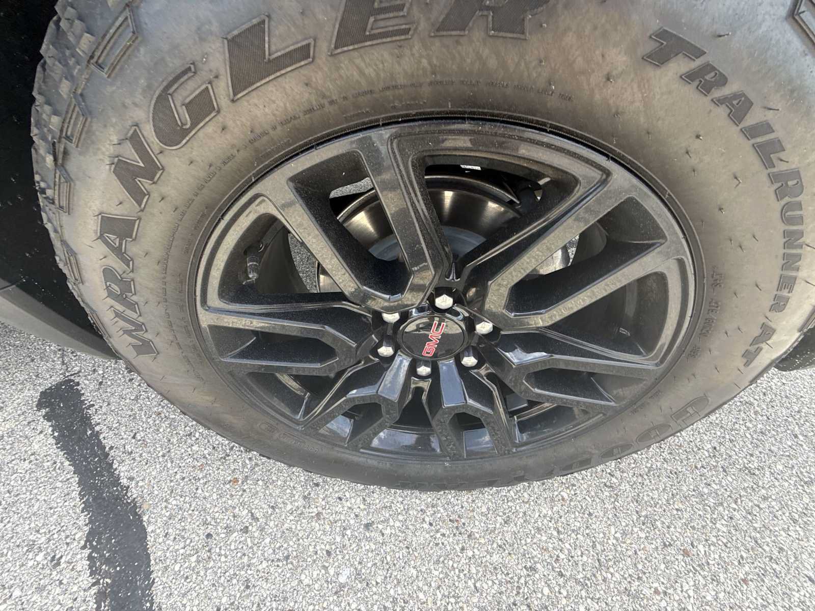 Certified 2025 GMC Sierra 1500 Elevation AWD/4WD image 32