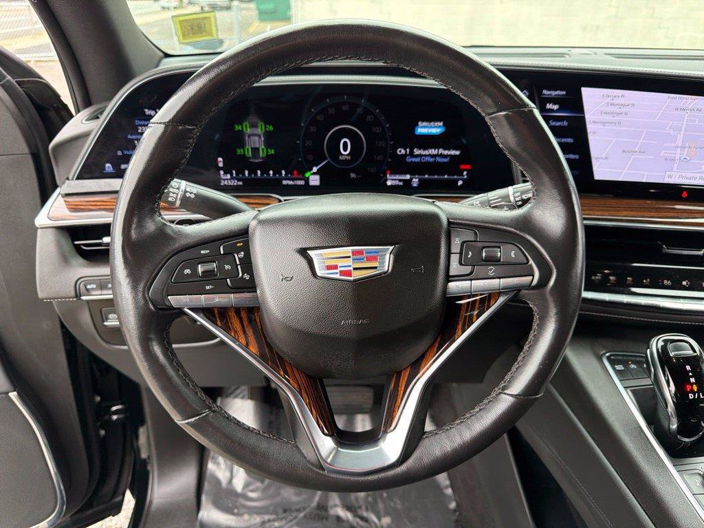 Used 2023 Cadillac Escalade Luxury AWD/4WD image 44