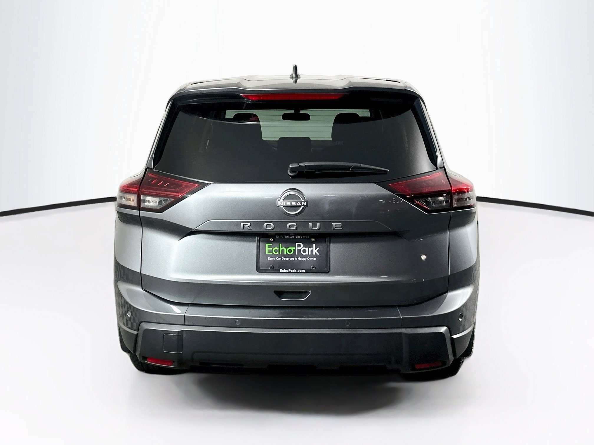 Used 2024 Nissan Rogue S FWD image 7