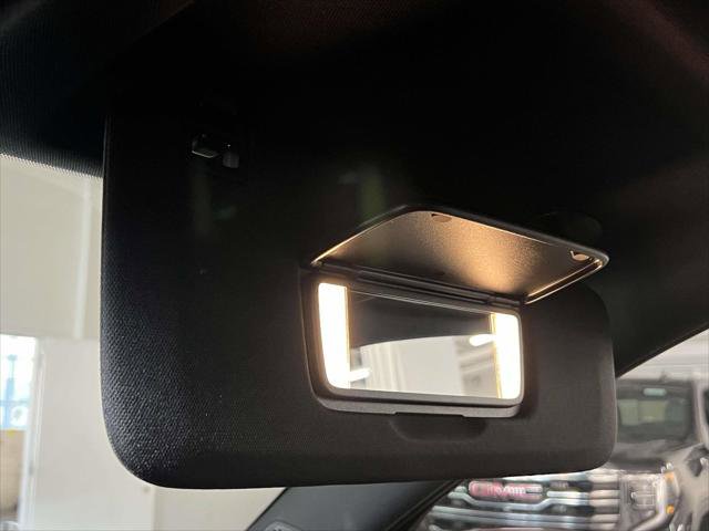 Used 2025 Buick Enclave Preferred w/ Power Package image 35