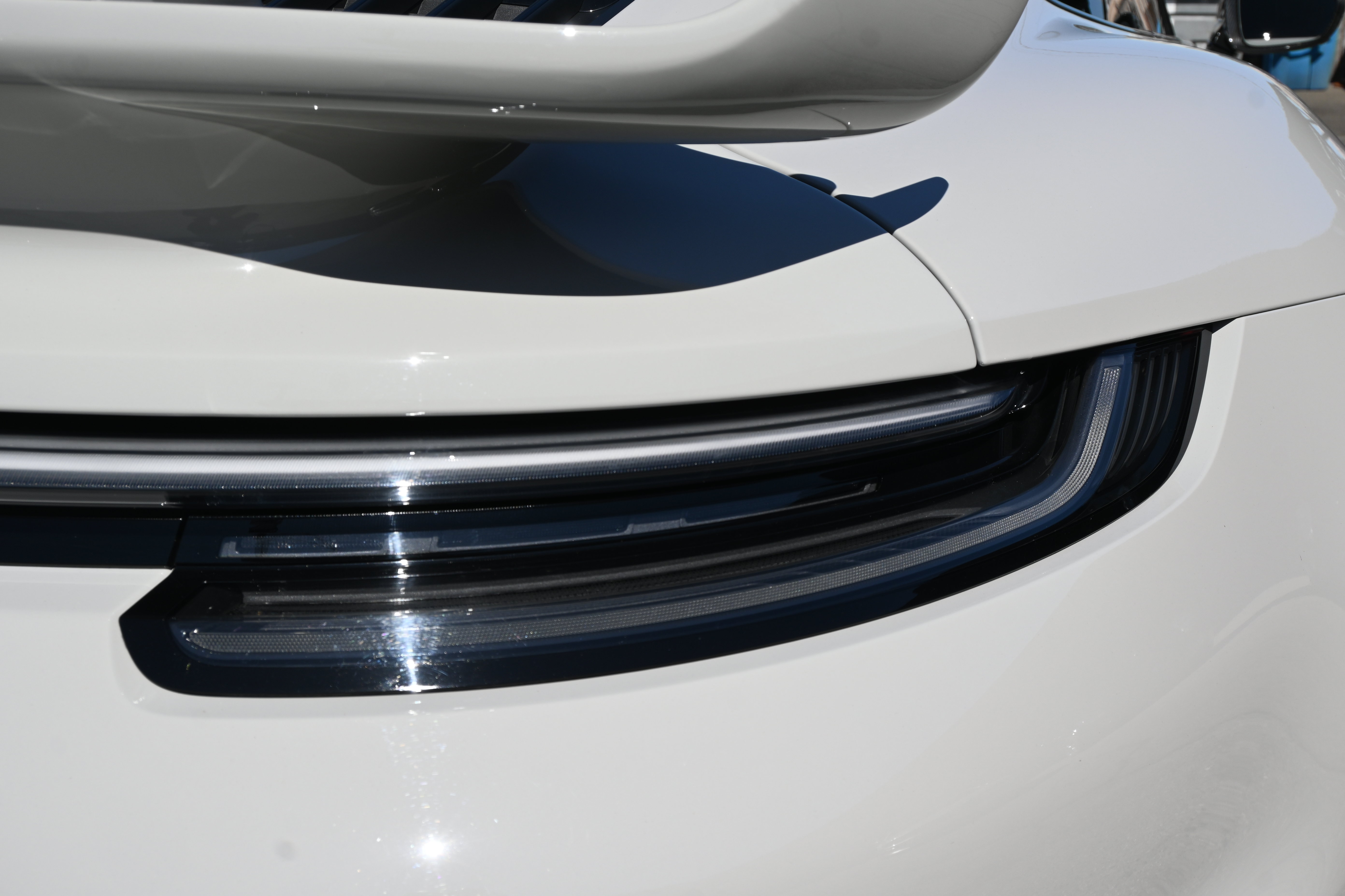 Used 2022 Porsche 911 Turbo S AWD/4WD image 38