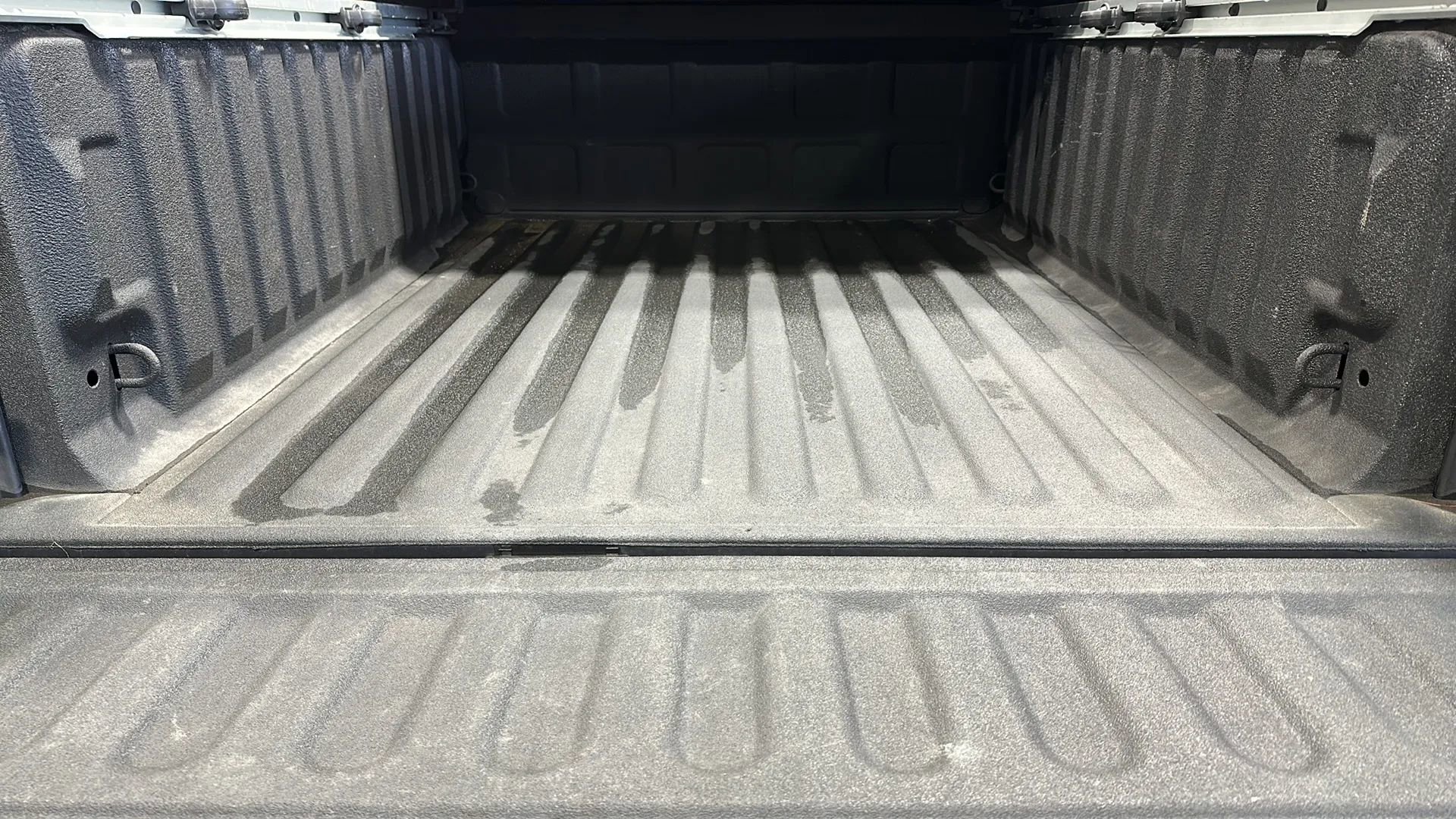 Used 2015 RAM 1500 Limited image 14