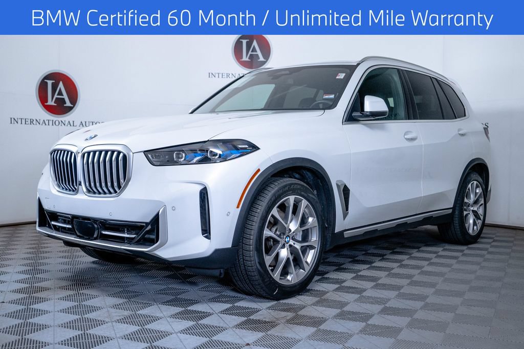 Certified 2024 BMW X5 xDrive40i w/ Premium Package AWD/4WD image 3