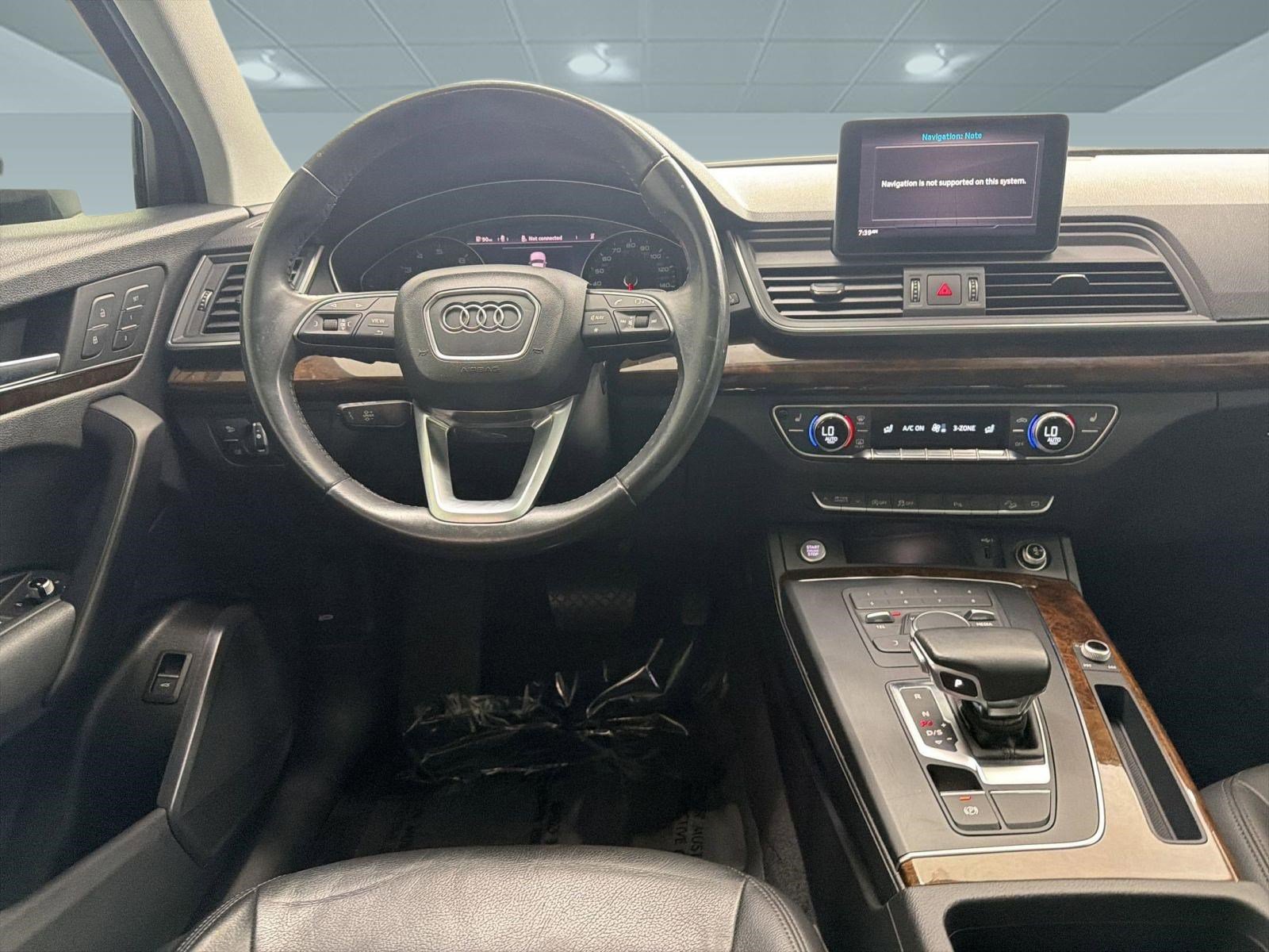 Used 2020 Audi Q5 Premium w/ Convenience Package image 23