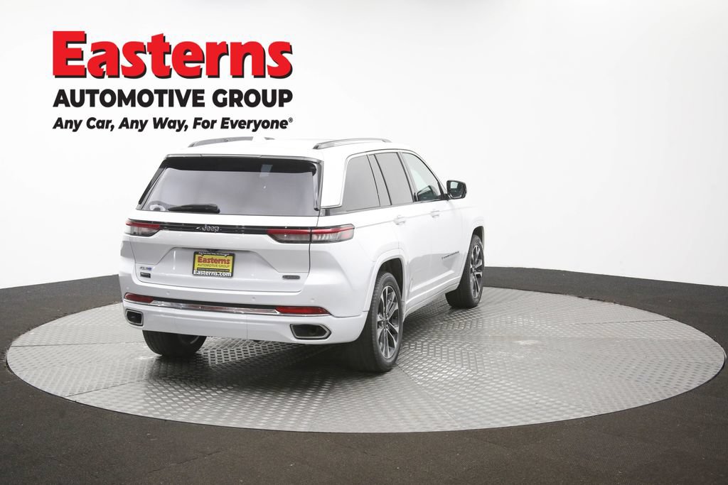 Used 2022 Jeep Grand Cherokee Overland AWD/4WD image 43