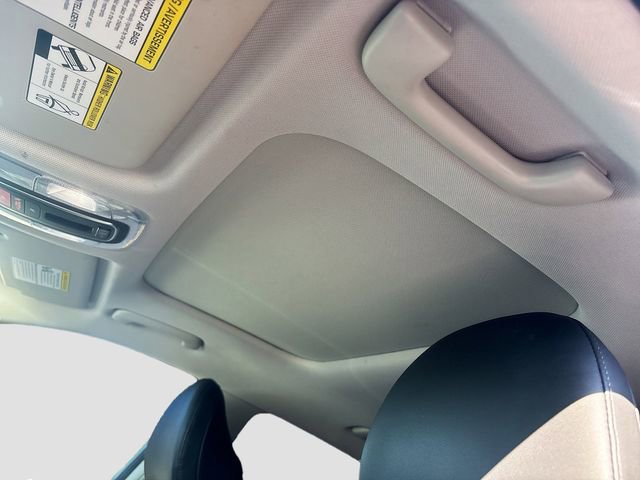 Used 2024 Hyundai Kona Limited image 28