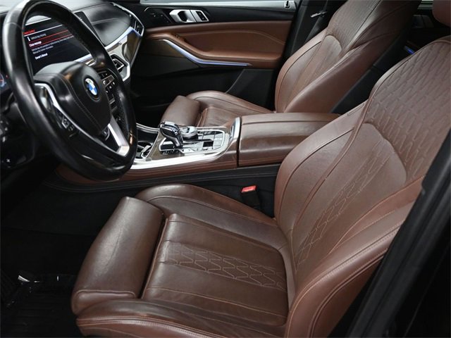 Used 2019 BMW X5 xDrive50i w/ Executive Package image 6