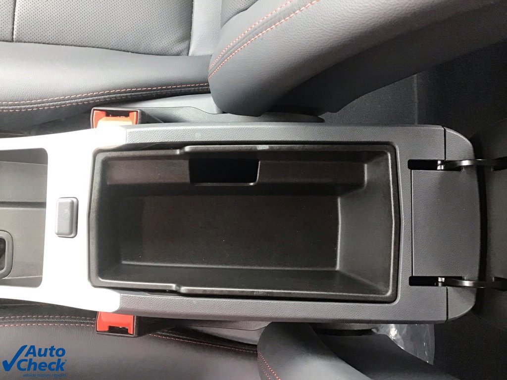 Used 2019 Chevrolet Bolt Premier w/ Infotainment Package image 40