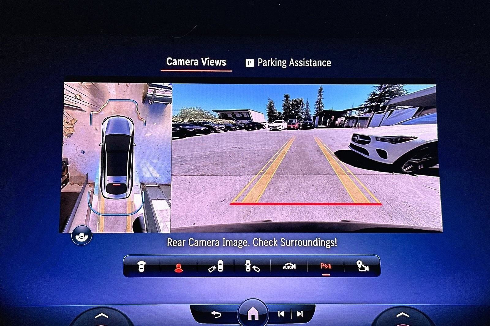 Used 2022 Mercedes-Benz EQS 580 4MATIC Sedan image 12