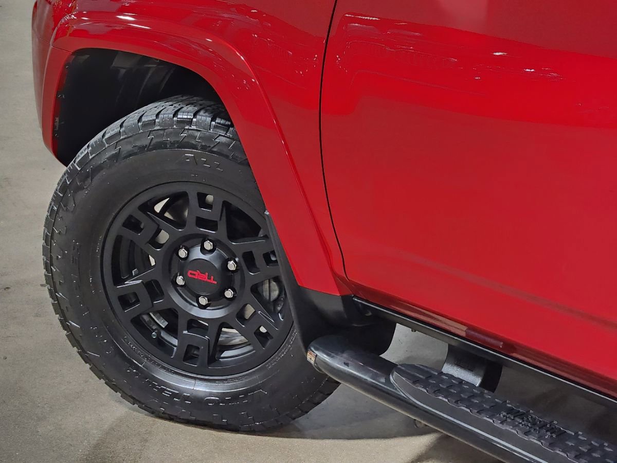 Used 2023 Toyota 4Runner TRD Off-Road Premium w/ Moonroof Package image 23