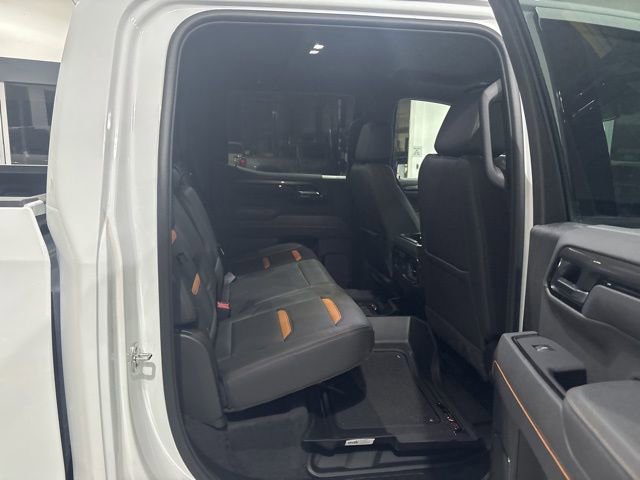 Used 2025 GMC Sierra 1500 AT4 image 32