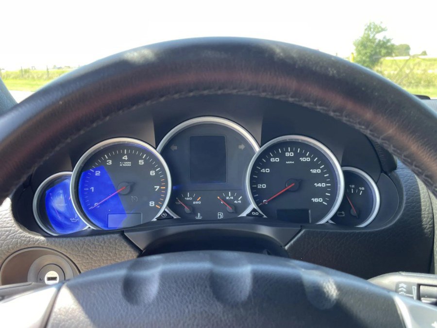 Used 2009 Porsche Cayenne GTS image 32