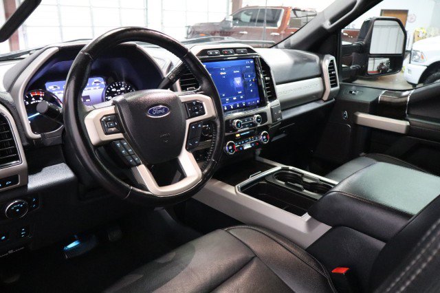 Used 2022 Ford F250 Lariat w/ Lariat Ultimate Package AWD/4WD image 32