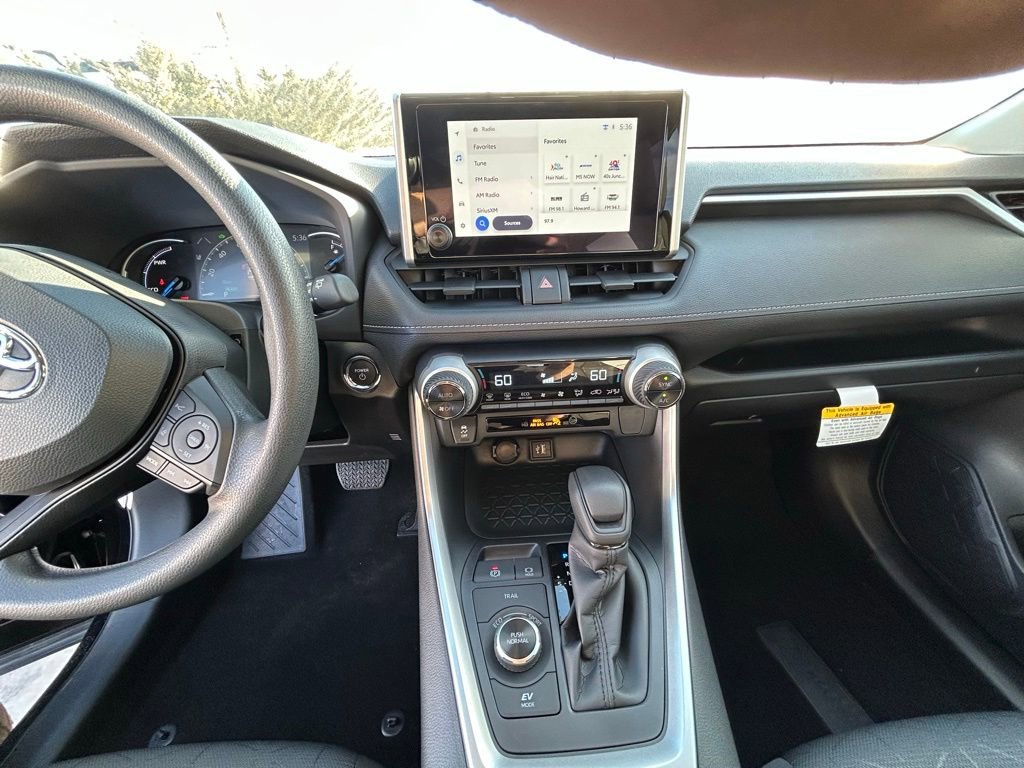 Used 2025 Toyota RAV4 XLE image 22
