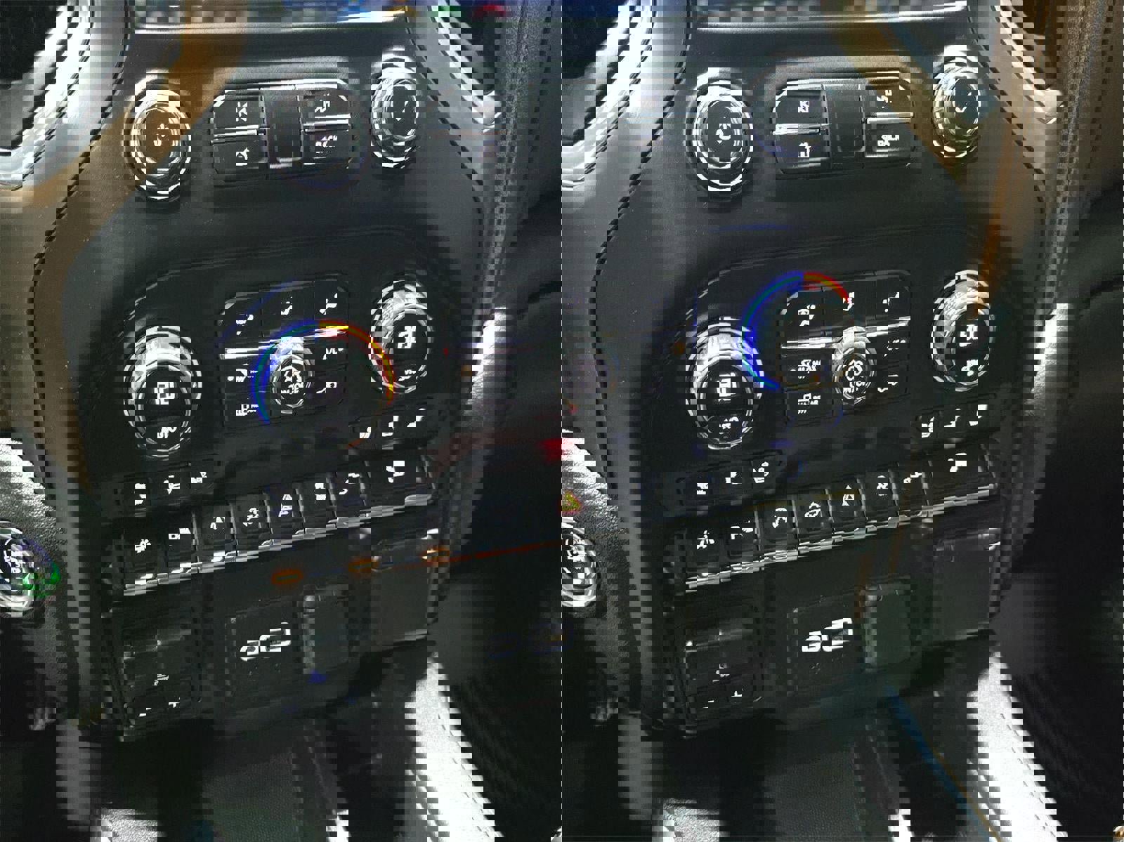 Used 2019 Chevrolet Silverado 1500 High Country w/ Technology Package image 15