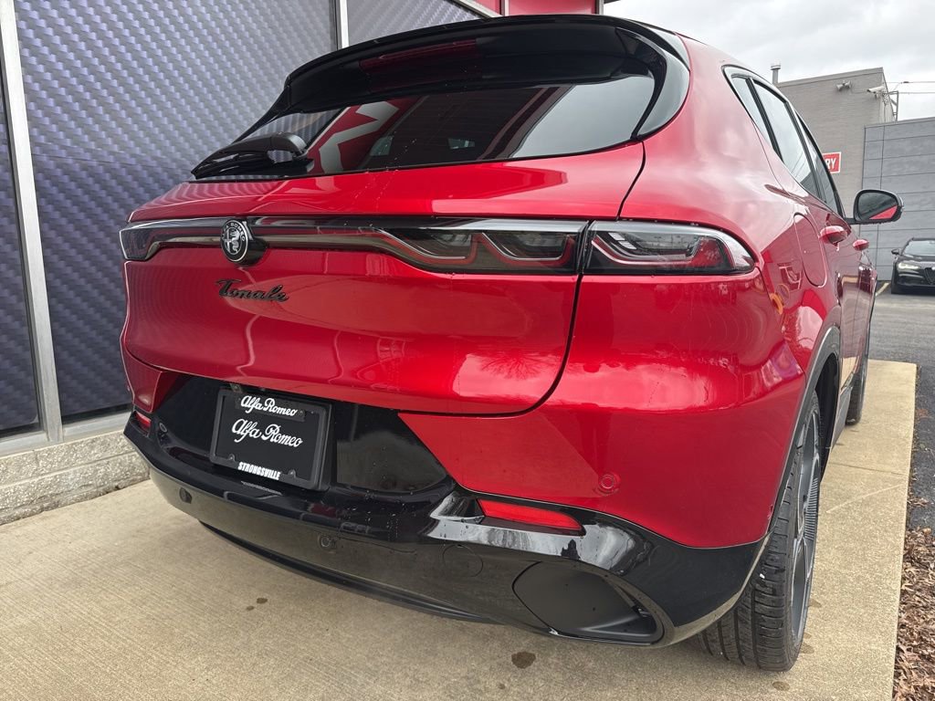 New 2026 Alfa Romeo Tonale Veloce w/ Quick Order Package 23H Volce image 3