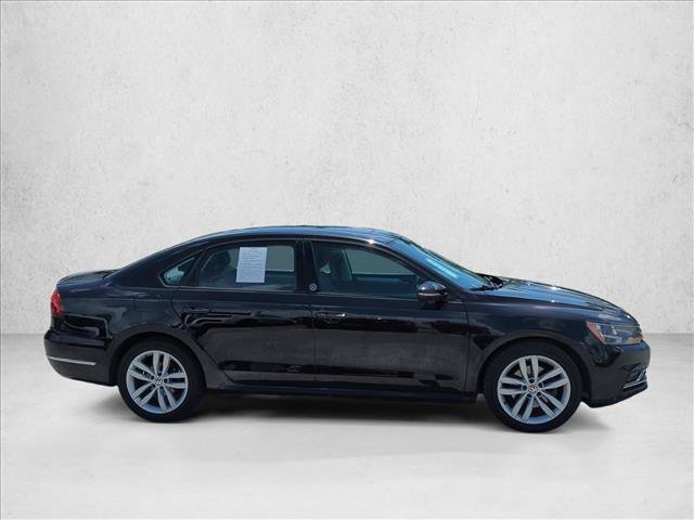 Used 2019 Volkswagen Passat 2.0T Wolfsburg w/ Wheels & Sunroof Package FWD image 4