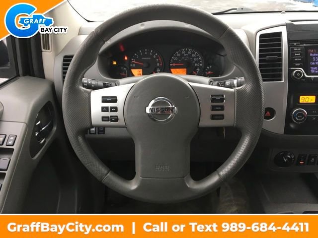 Used 2015 Nissan Frontier SL image 13