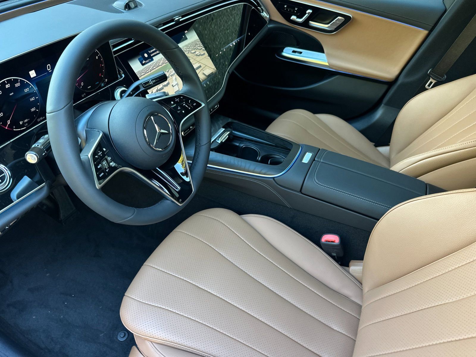 New 2026 Mercedes-Benz E 350 4MATIC Sedan image 10