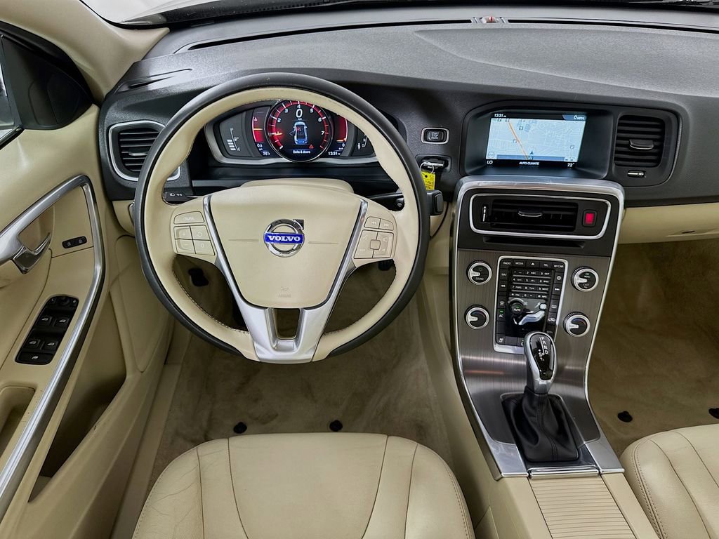 Used 2016 Volvo S60 T5 Premier image 22