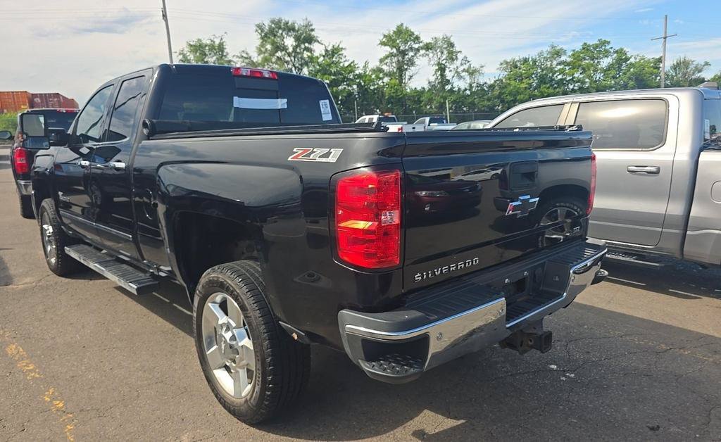 Used 2017 Chevrolet Silverado 2500 LTZ w/ Vortec Plus Package AWD/4WD image 4