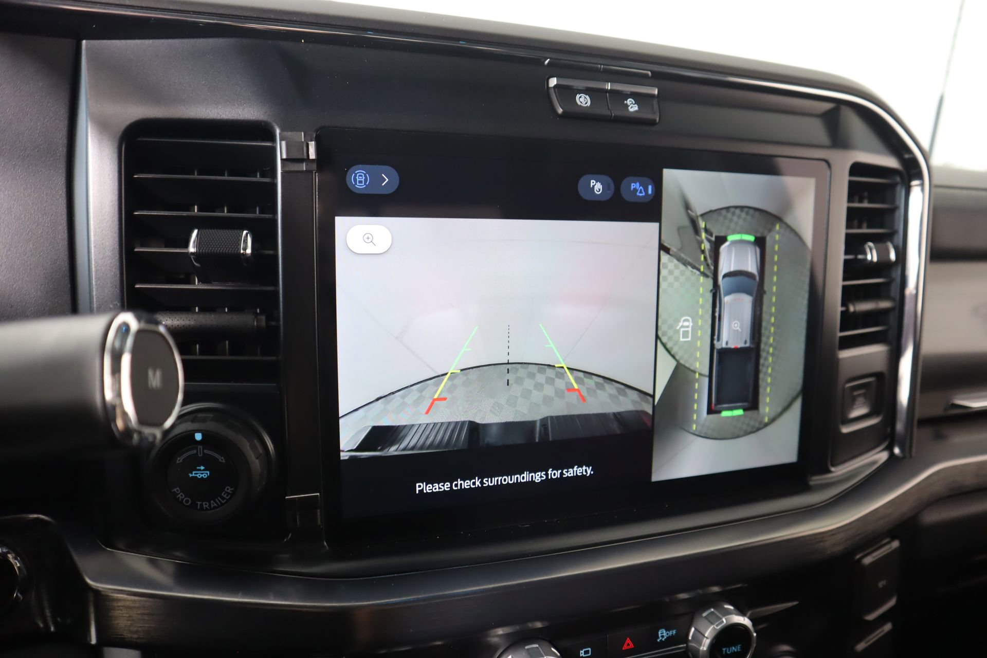 Used 2025 Ford F350 Lariat w/ Lariat Ultimate Package image 6