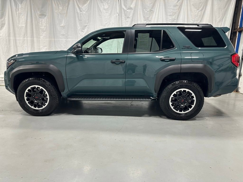Used 2025 Toyota 4Runner TRD Off-Road AWD/4WD image 4