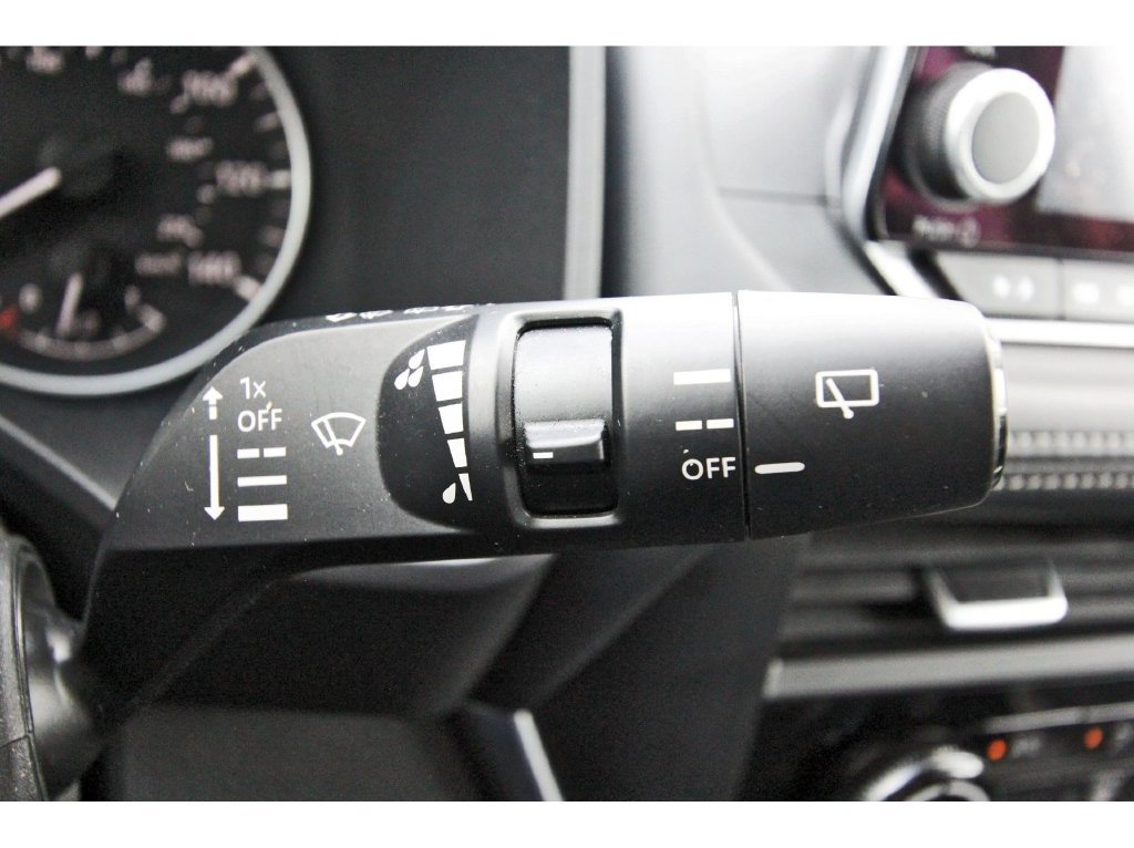 Used 2023 Nissan Rogue S FWD image 18