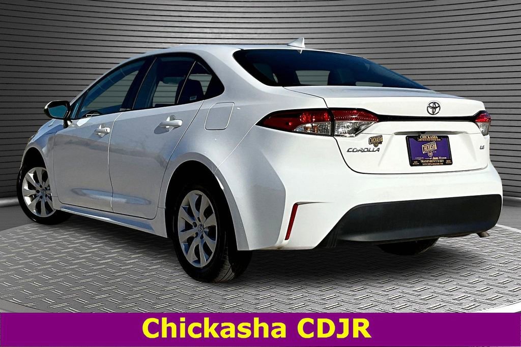 Used 2024 Toyota Corolla LE image 4