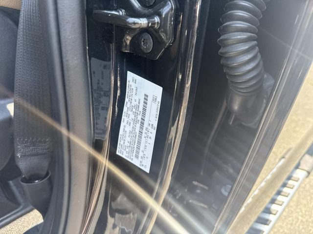 Used 2022 Ford F250 Lariat w/ Lariat Ultimate Package AWD/4WD image 25