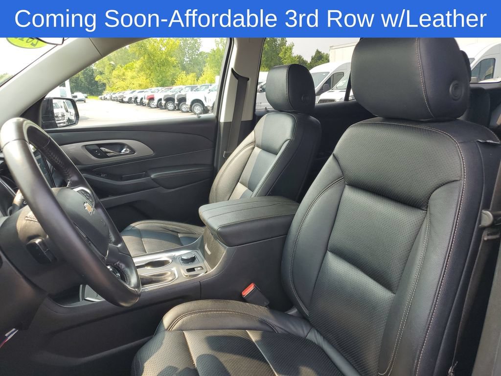 Used 2019 Chevrolet Traverse LT w/ LPO, Blackout Package AWD/4WD image 8