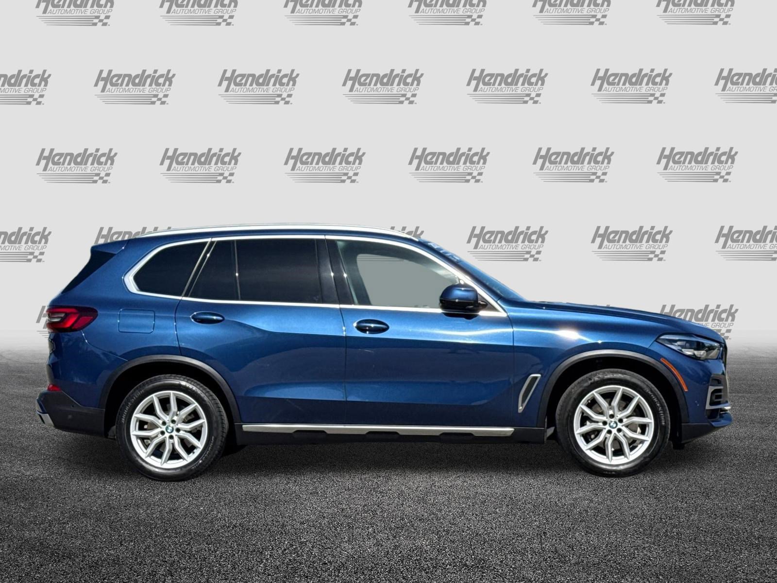 Certified 2023 BMW X5 xDrive40i w/ Premium Package AWD/4WD image 3