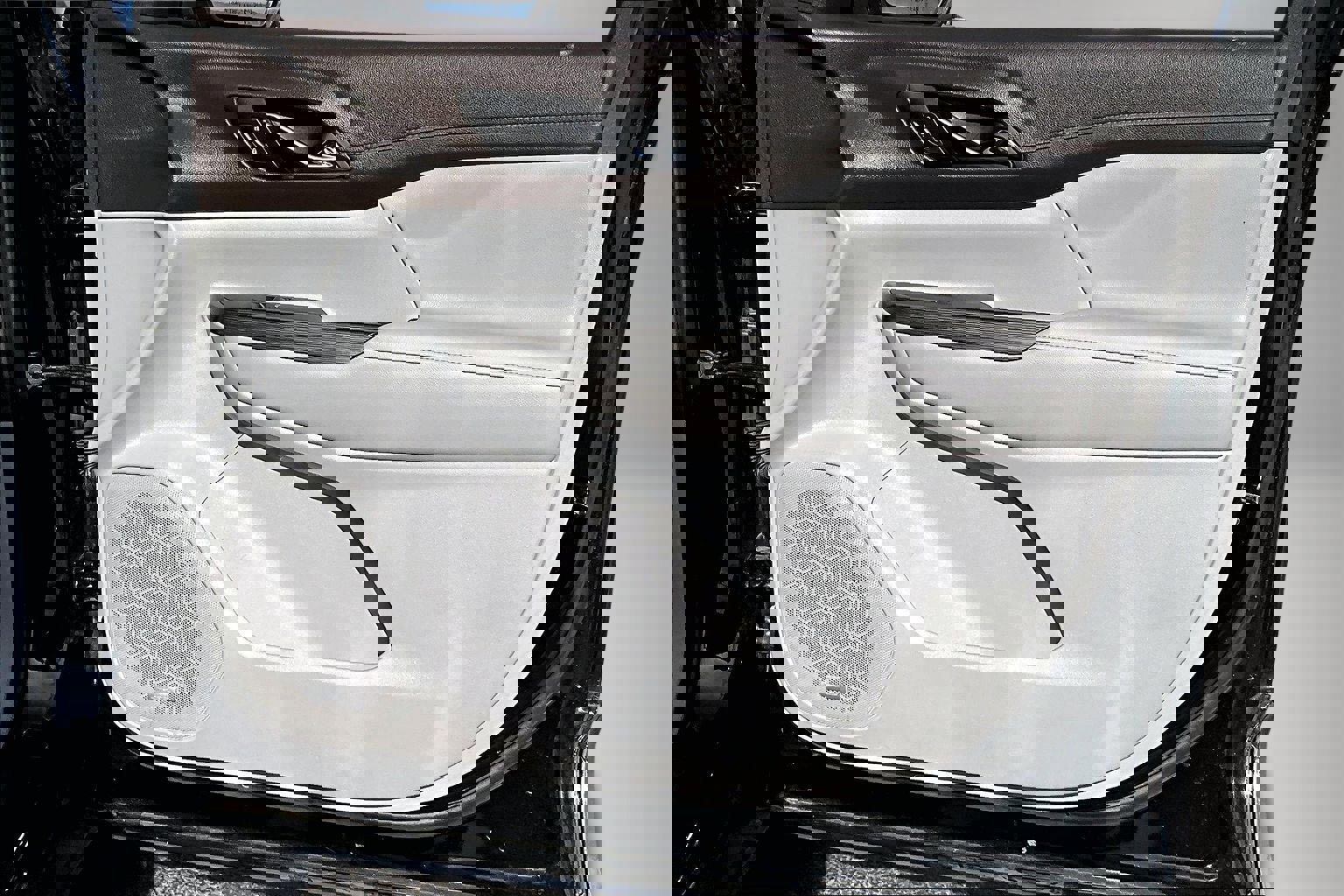 Used 2023 GMC Acadia SLT image 28