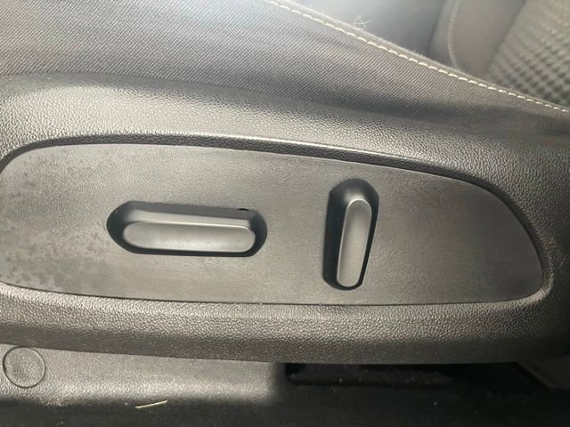 Used 2018 GMC Acadia SLE FWD image 34