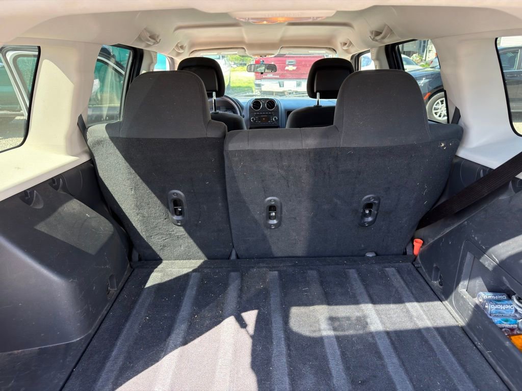 Used 2014 Jeep Patriot Latitude FWD image 6