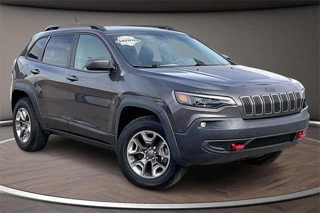 Used 2019 Jeep Cherokee Trailhawk image 10
