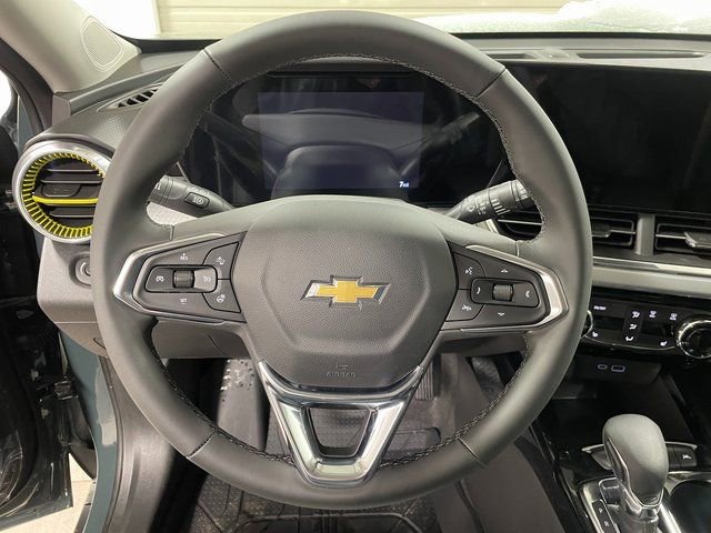 New 2026 Chevrolet Trax LT w/ Driver Confidence Package FWD image 14
