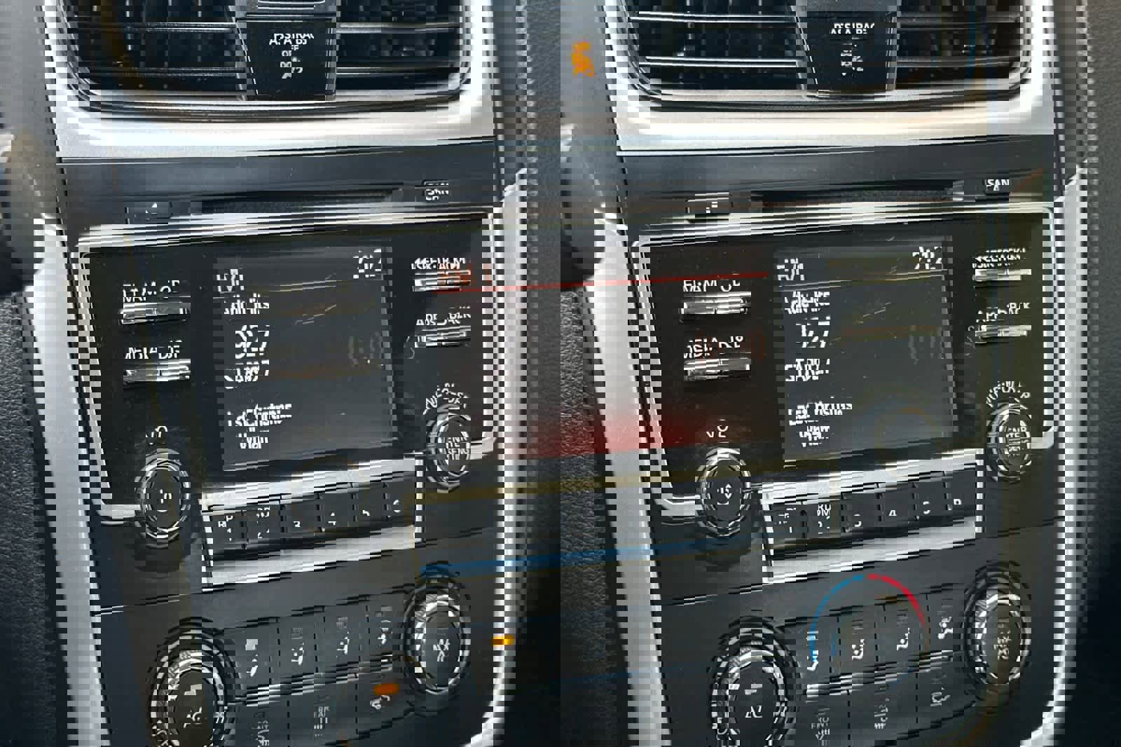 Used 2016 Nissan Altima 2.5 S w/ Power Driver Seat Package image 12