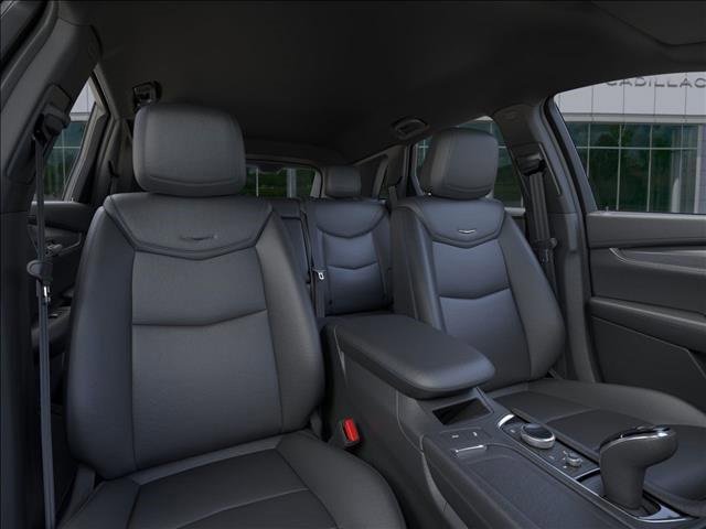 New 2025 Cadillac XT5 Luxury image 16