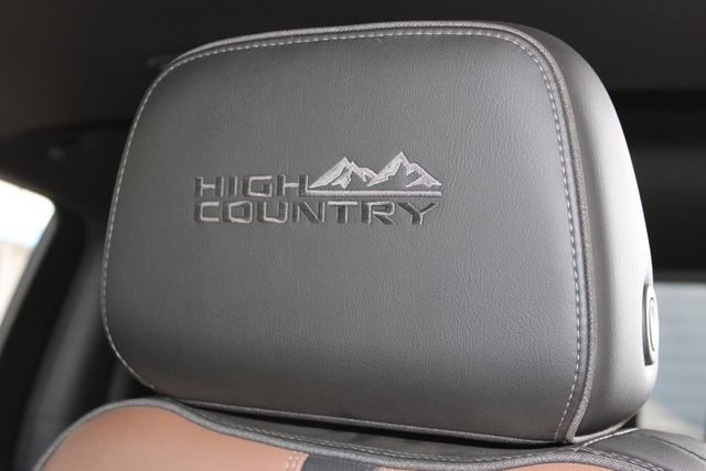 Used 2020 Chevrolet Silverado 2500 High Country w/ Z71 Off-Road Package AWD/4WD image 26