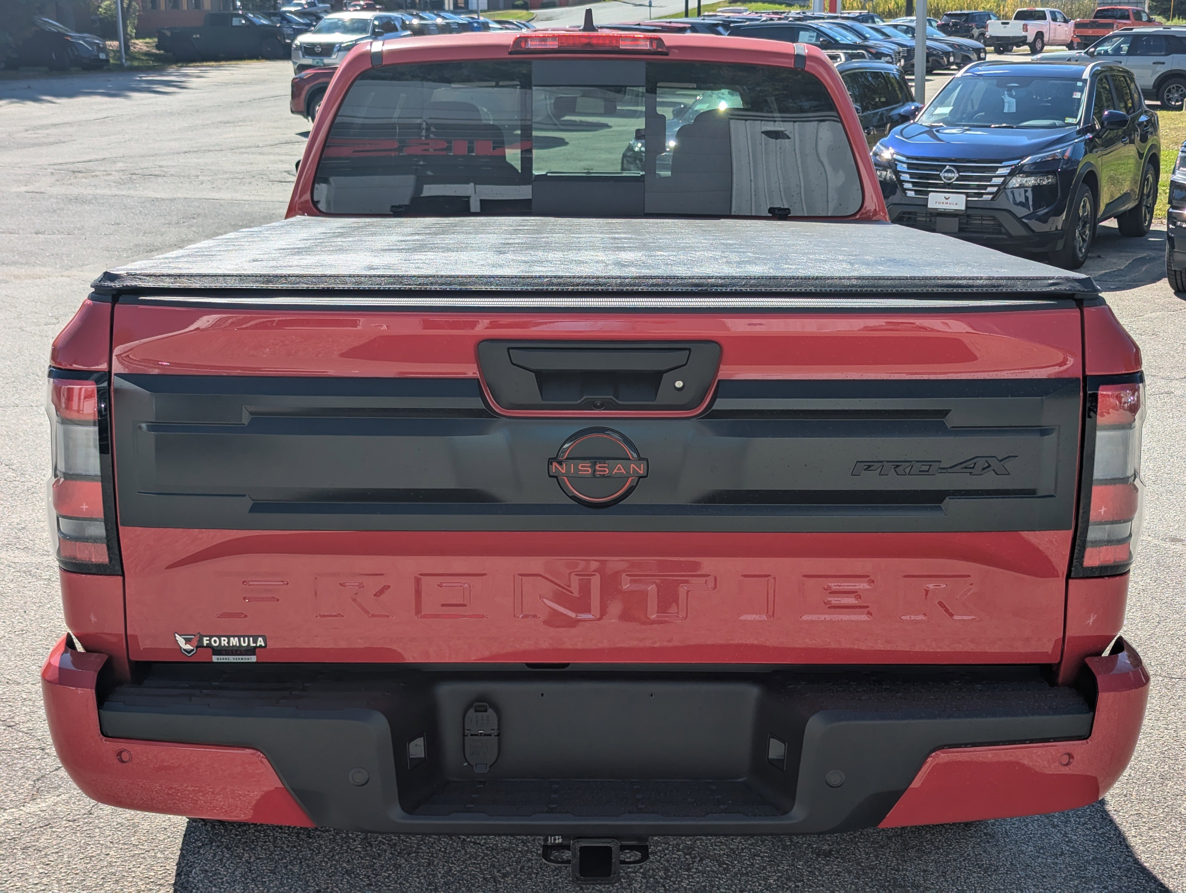 New 2026 Nissan Frontier PRO-4X w/ Pro-4x Convenience Package image 6