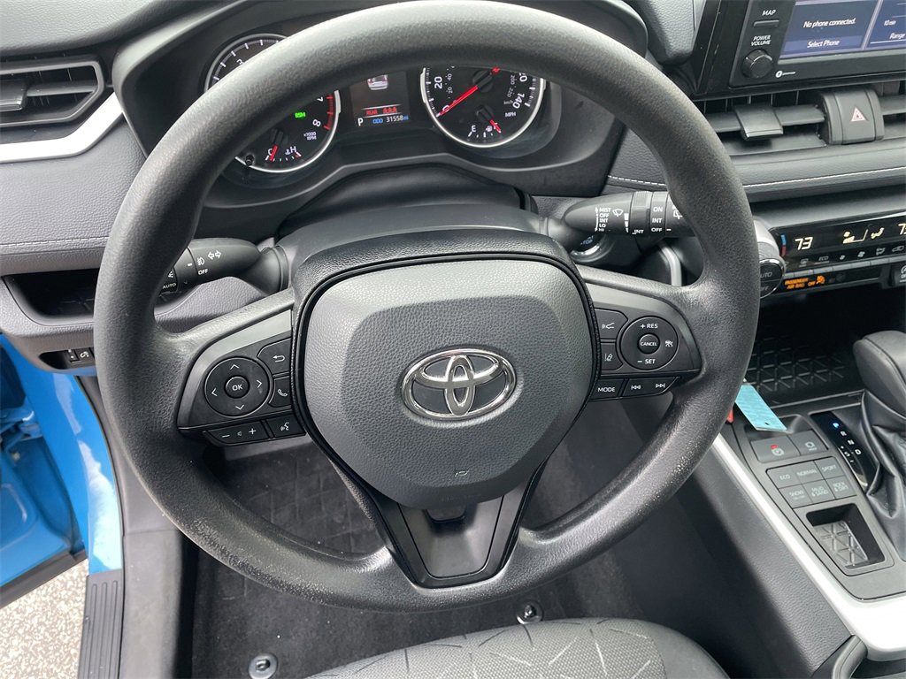 Used 2021 Toyota RAV4 XLE image 16