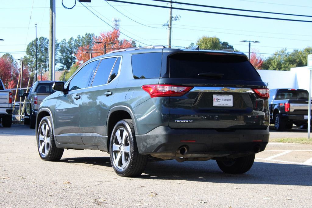 Used 2018 Chevrolet Traverse LT image 5